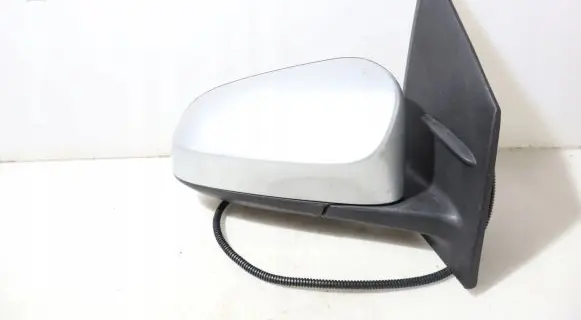 Front door electric wing mirror