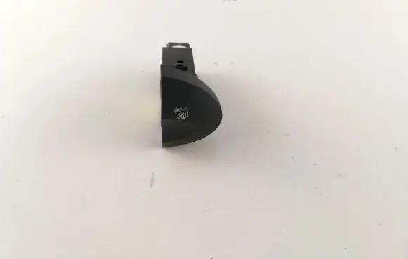Hyundai Santa Fe Seat heating switch 864W0171 KL1555