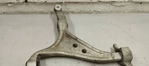 Mercedes-Benz GLE (W166 - C292) Front lower control arm/wishbone A16604