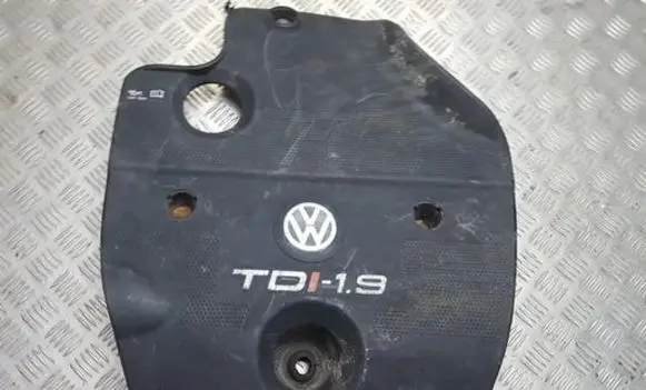 Volkswagen Golf IV Engine cover (trim) 054276E