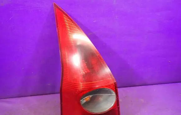 Renault Megane II Rear/tail lights 8200142684