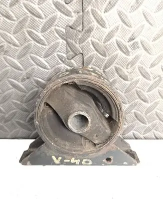 Volvo S40, V40 Engine mount bracket XR130607