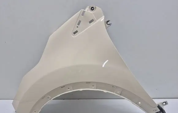Renault Captur Fender 631018998R