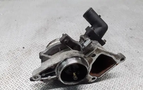 Vacuum pump