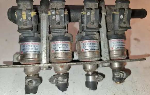 Audi A6 S6 C6 4F LP gas injector 110R004686 6R010213 67R010213