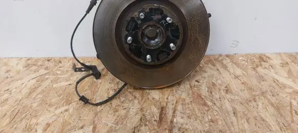 Hyundai Tucson TL Front wheel hub spindle knuckle