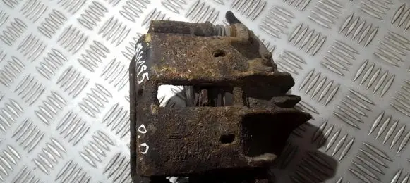 Mitsubishi Carisma Front brake caliper