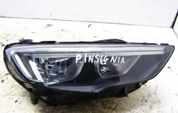 Opel Insignia B Headlight/headlamp 39122969
