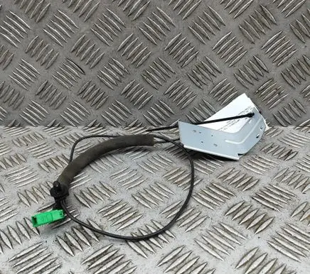 Mitsubishi L200 Aerial antenna amplifier 8751A074