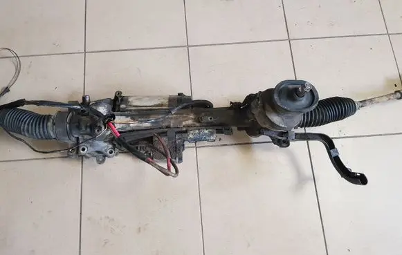 Volkswagen PASSAT B6 Steering rack