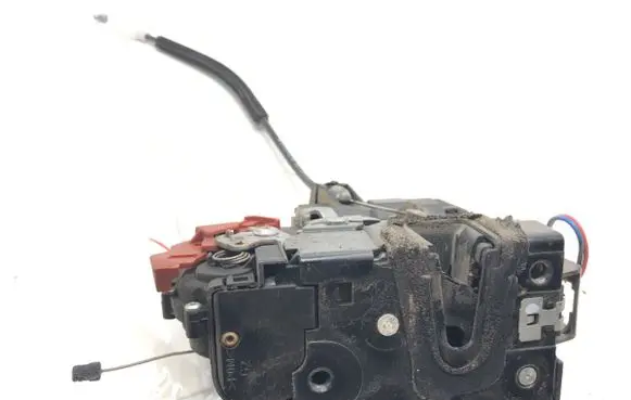 Skoda Fabia Mk1 (6Y) Front door lock 3B1837015AR