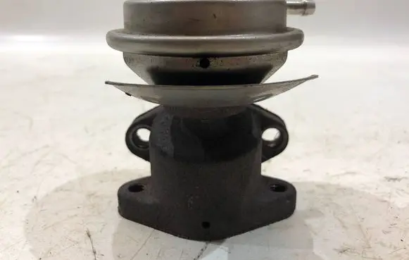 Skoda Superb B5 (3U) EGR valve 059131503B