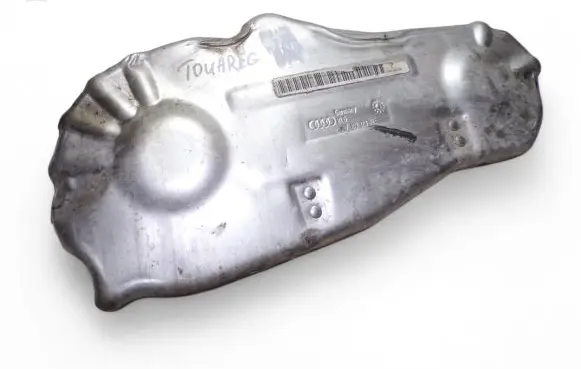 Volkswagen Touareg II Timing belt guard (cover) 057109123AE CKD
