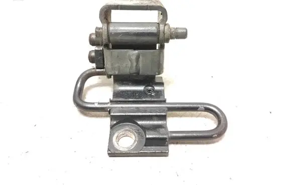 Audi Q7 4L Rear door lower hinge 4L0833412A