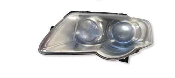 Volkswagen PASSAT B6 Headlight/headlamp 