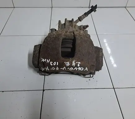 Volvo V70 Front brake caliper