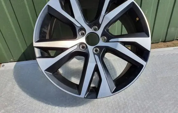 Volvo S60 R18 alloy rim 31471482