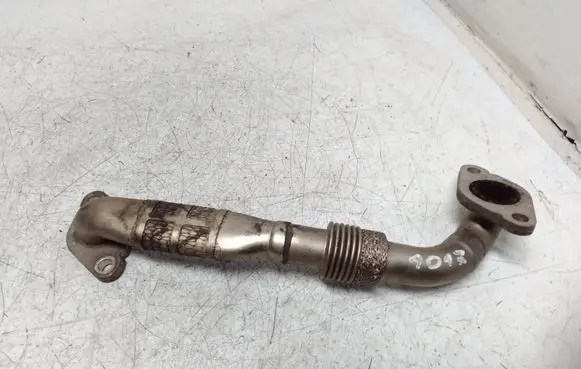 Audi A3 S3 8P EGR valve line/pipe/hose 03G131521AH