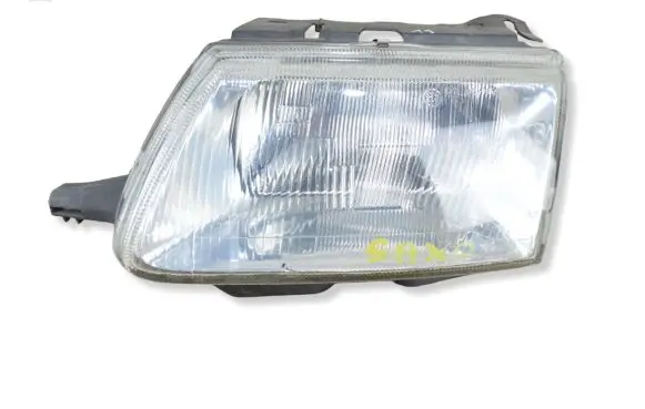 Citroen Saxo Headlight/headlamp 
