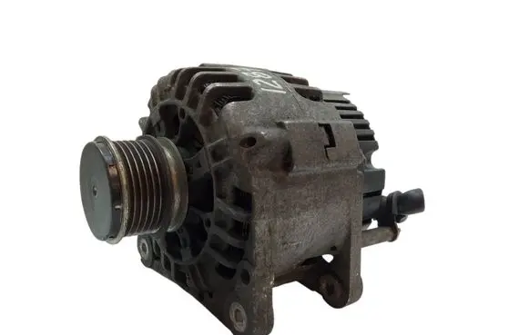Volkswagen Bora Generator/alternator 038903023S