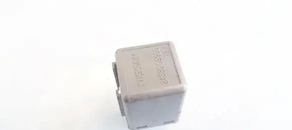 Nissan Primera Other relay 24330c9900