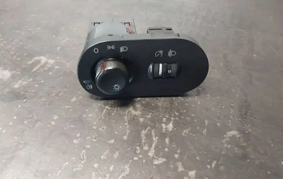 Seat Ibiza III (6L) Light switch 6L1941531AD