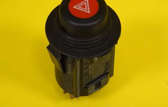 Opel Kadett E Hazard light switch 90181853