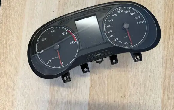 Seat Ibiza IV (6J,6P) Speedometer (instrument cluster) 6P0920731