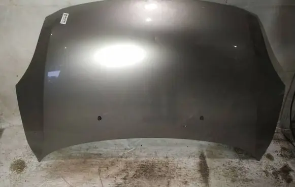 Suzuki Swift I Engine bonnet/hood pilkas