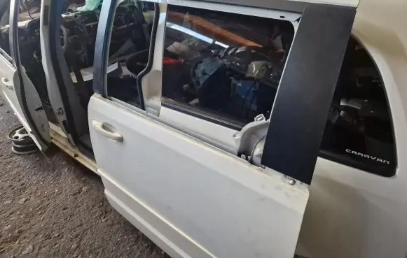 Dodge Grand Caravan Side sliding door 