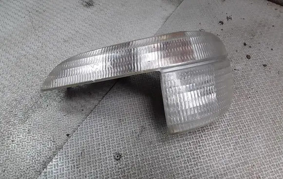 Ford Explorer Front indicator light