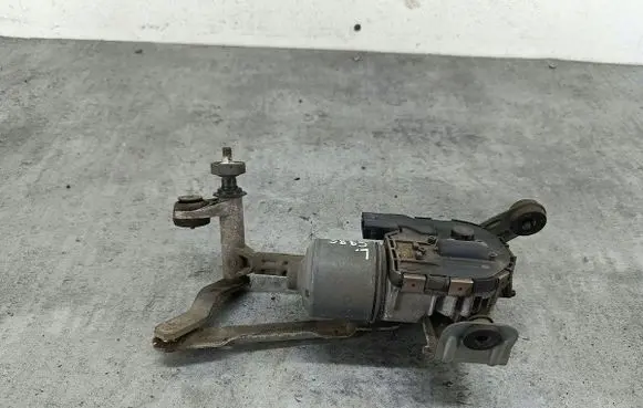 Seat Leon (1P) Front wiper linkage