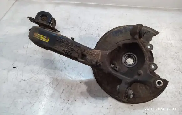 BMW X3 E83 Rear wheel hub