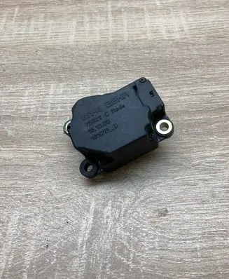 Volvo S80 Air flap motor/actuator 75622C 191013D