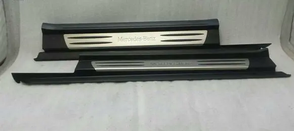 Mercedes-Benz SLK R171 Front sill trim cover A1716800135