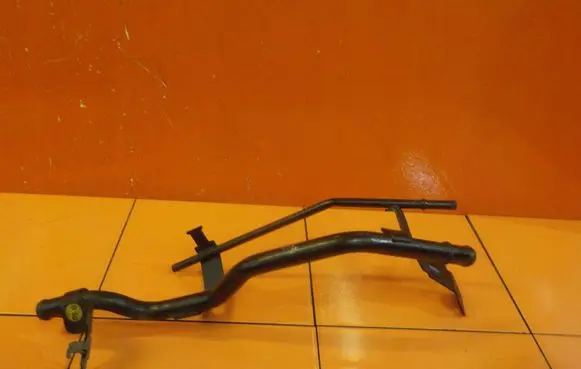 Audi A3 S3 8P Engine coolant pipe/hose 