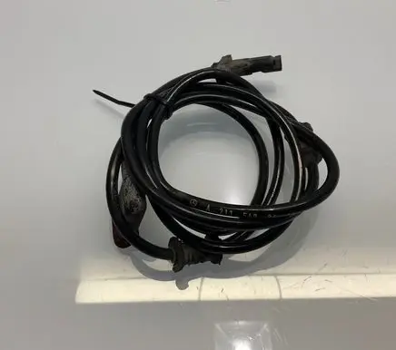 Mercedes-Benz E W211 ABS rear brake sensor A2115402417 2115402417