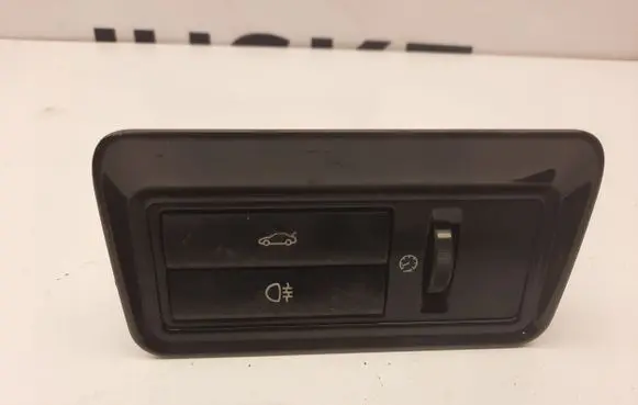 Jaguar XJ X351 Tailgate/boot open switch button AW9311654AA