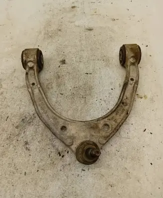 Volkswagen Touareg II Front lower control arm/wishbone K195303