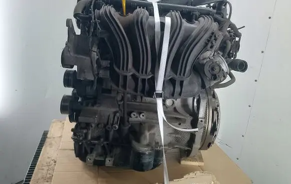 KIA Carens II Engine G4KA