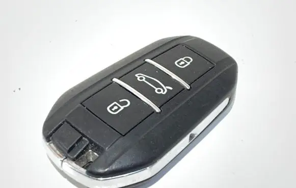 Peugeot 308 Ignition key/card A01TAA