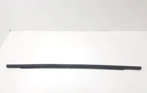 Peugeot 807 Rear door glass trim molding