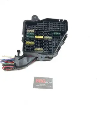 Audi A4 S4 B7 8E 8H Fuse module 8D1941824 30297299