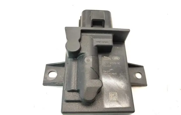 Jaguar XE Fuel injection pump control unit/module FK729D370AC