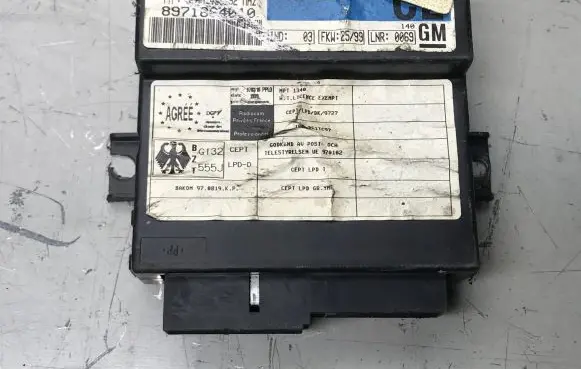 Opel Frontera B Comfort/convenience module 8971864010 4608096
