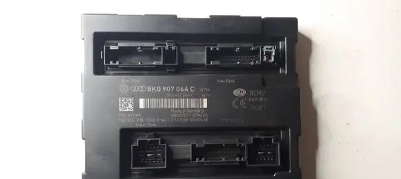 Audi A4 S4 B8 8K Comfort/convenience module 8K0907064C
