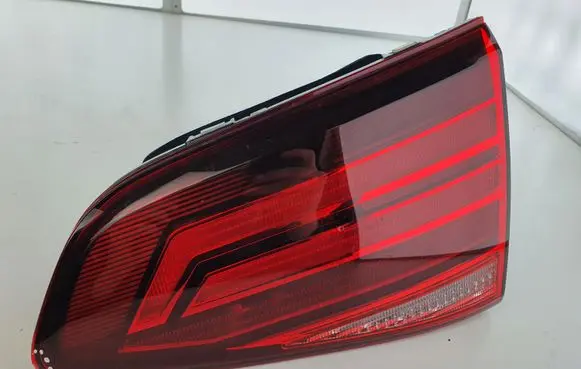 Volkswagen Golf VII Tailgate rear/tail lights 5G0945094AH L90124377