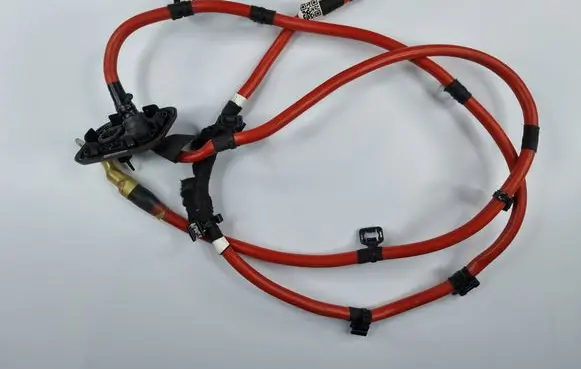 Mercedes-Benz GLS X167 Positive cable (battery) A2225465146