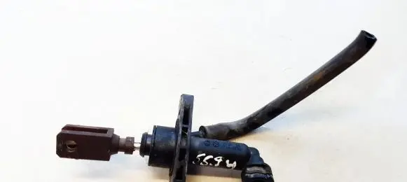 Suzuki SX4 Clutch master cylinder 2381079J01 23810-79J01