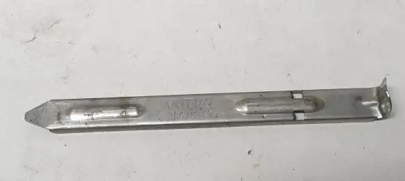 Volvo S90, V90 Headlight/headlamp mounting bracket 30678340